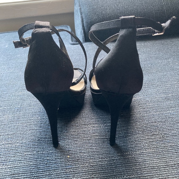 Original Le Chateau heels size 6 *new - Picture 3 of 7
